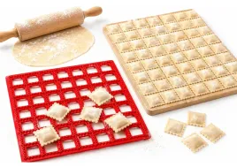 forma-do-ravioli-pieroznica-49-szt-pierogi-uszka-wykrawacz-plastikowa