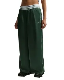 damskie-luzne-satynowe-spodnie-ze-srednim-stanem-nike-sportswear