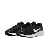 nike-revolution-7-plec-produkt-meski
