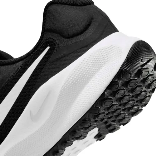 nike-revolution-7-zapiecie-sznurowane