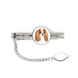 cavalier-king-charles-spaniel-geometryczna-spinka-ze-zdjeciem-i-napisem-do