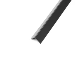katownik-pcv-oslona-pvc-naroznik-20x20mm-czarny-1m