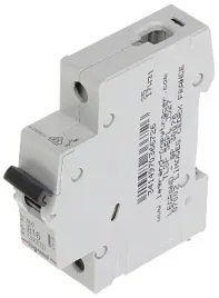wylacznik-nadpradowy-le-419136-jednofazowy-16-a-typ-b-legrand