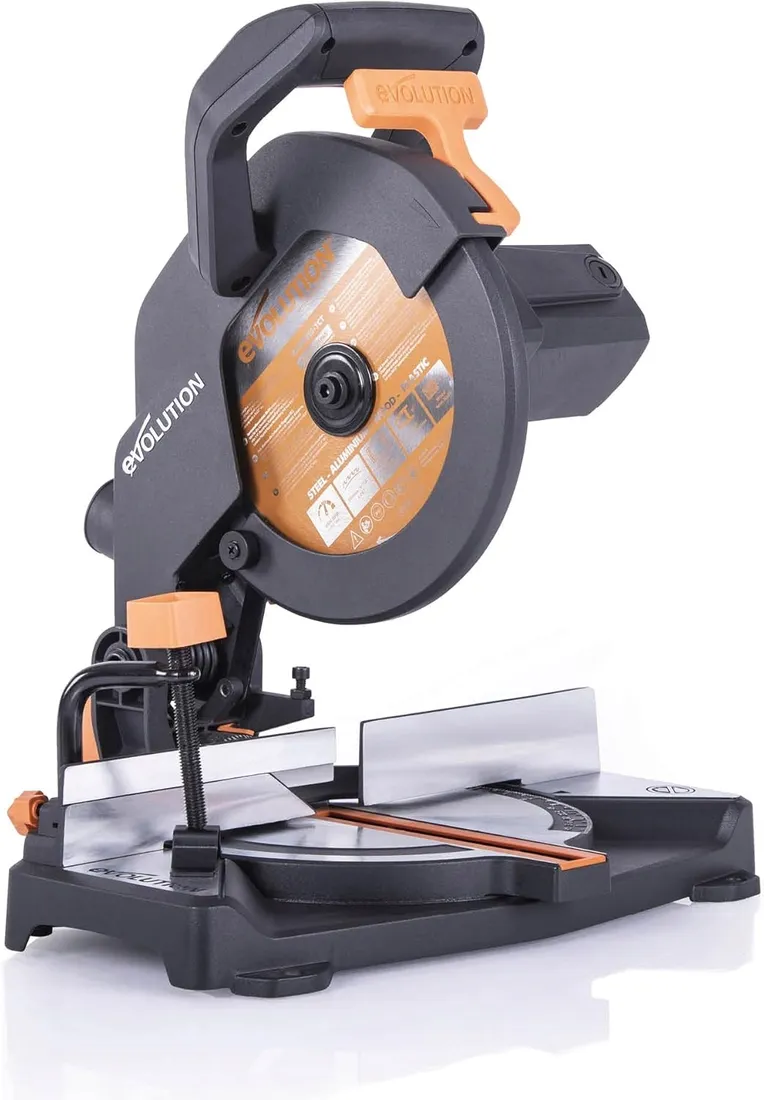 evolution-r210cms-pila-ukosna-210-mm-1200w