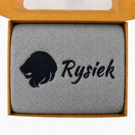 prezent-recznik-70x140-z-haftem-znaku-zodiaku-lew-haft-imienia
