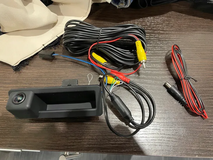 kamera-cofania-do-bmw-e39-e46-x5-e53-e38-e60-e90-e82-android-wyswietlacz-lcd-brak-w-zestawie