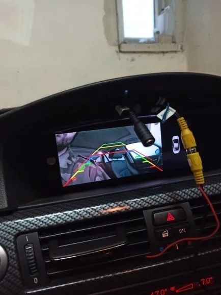 kamera-cofania-do-bmw-e39-e46-x5-e53-e38-e60-e90-e82-android-obraz-dzienny-kolorowy