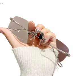 shein-srebrne-okulary-zerowki-pilotki-z-noskami-i-etui-1la
