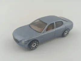 hot-wheels-maserati-quattroporte