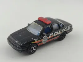 matchbox-ford-crown-victoria-police-policja