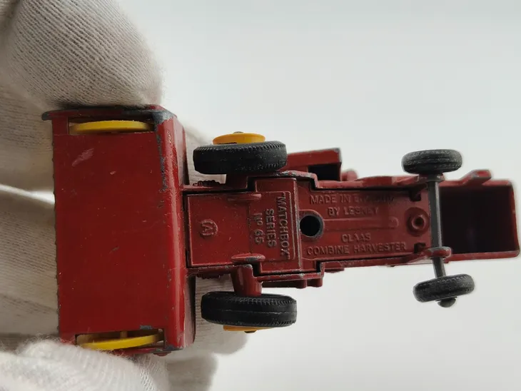 matchbox-claas-combine-harvester-marka-matchbox
