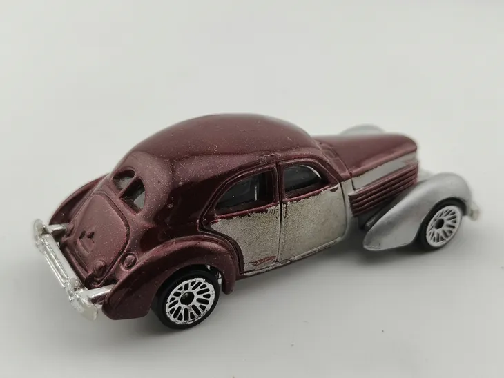 hot-wheels-36-cord-stan-nowy