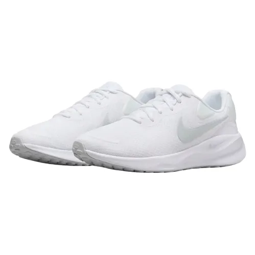 nike-revolution-7