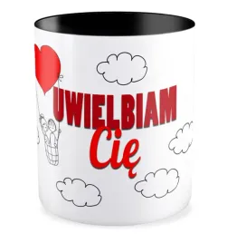 kubek-czarny-z-nadrukiem-prezent-na-walentynki-uwielbiam-cie