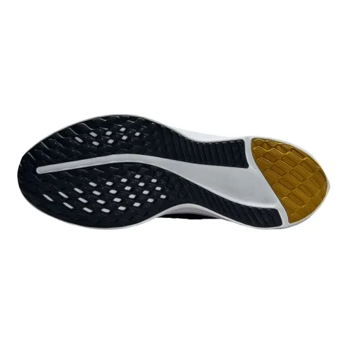 nike-quest-5-wzor-dominujacy-logo