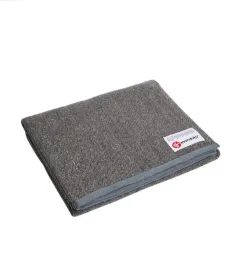 welniany-koc-do-jogi-manduka-recycled-wool-blanket-sediment