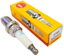 swieca-zaplonowa-ngk-3783