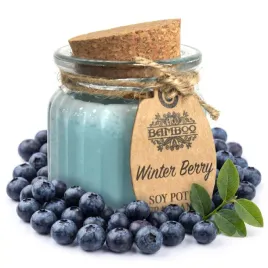 swieca-sojowa-zapachowa-winter-berry-w-szkle-z-korkiem
