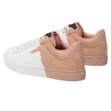 trussardi-sneakers-stan-nowy