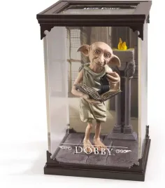 figurka-dobby-z-diorama-kolekcjonerska-w-gablotce-18-cm