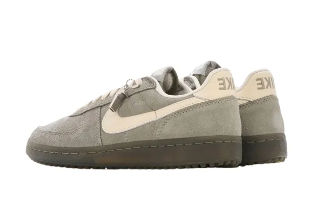 nike-field-general