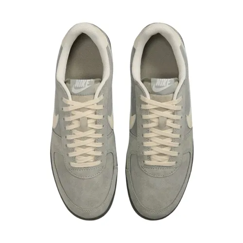 nike-field-general