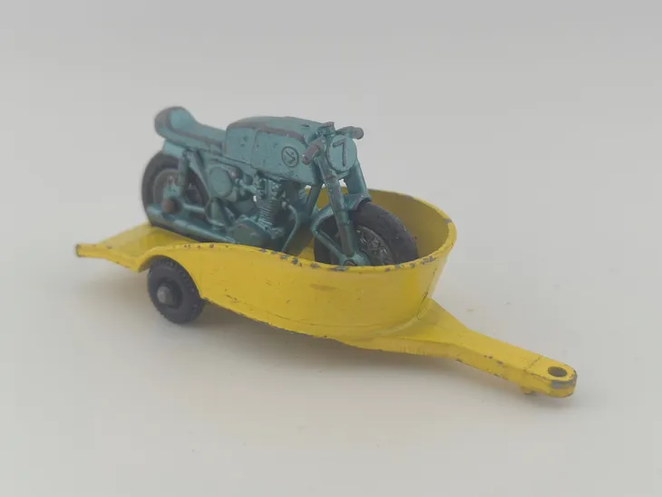matchbox-honda-motorcycle-trailer