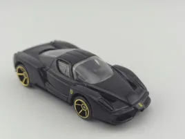 hot-wheels-ferrari-enzo