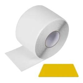 samoprzylepna-listwa-przypodlogowa-pvc-wodoodporna-6-metrow-do-kuchni