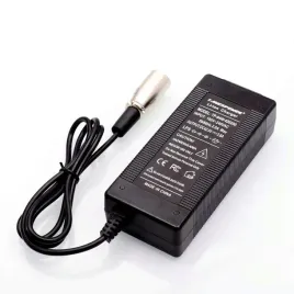 ladowarka-tangspower-36v-42v-2a-kompaktowy-rozmiar