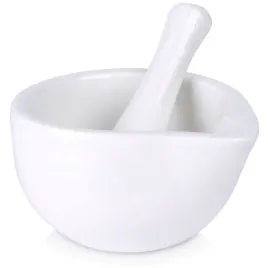 mozdzierz-do-przypraw-porcelanowy-bialy