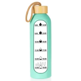 butelka-na-wode-szklana-z-silikonowym-pokrowcem-mietowa-600-ml
