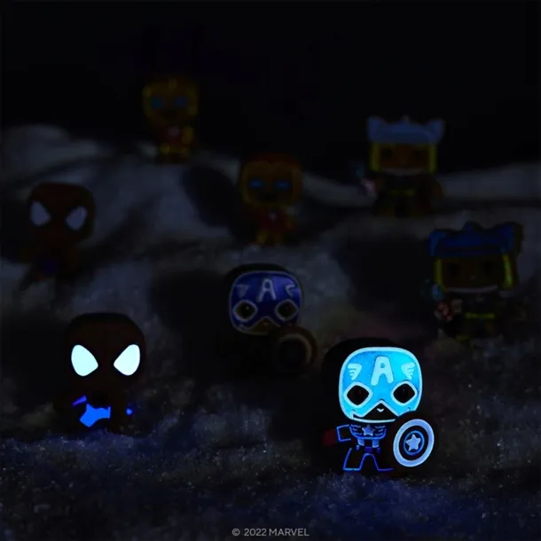 figurka-funko-minis-marvel-holiday-gingebread-glow-8cm-wysokosc-produktu-8-cm