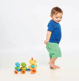 tomy-toomies-wesole-drepczace-kaczuszki