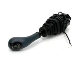joystick-pod-linki-zakonczone-widelkami-z-1-przelacznikiem-z-przyciskiem-na