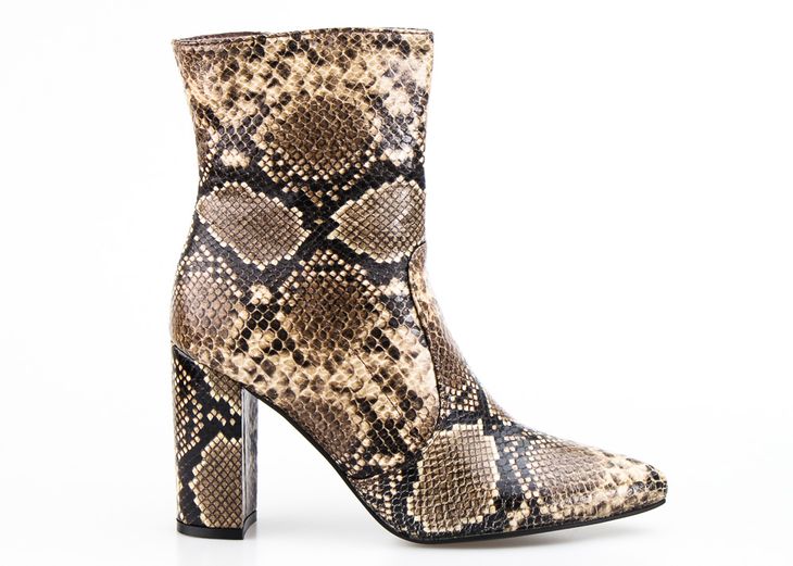 klapki damskie skórzane białe