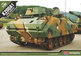 academy-13292-k200a1-kifv-1-35-model-transportera-opancerzonego