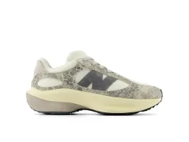 new-balance-buty-wrpd-runner-uwrpdnbs-bezowe-unisex-sneakers-rozmiar-44