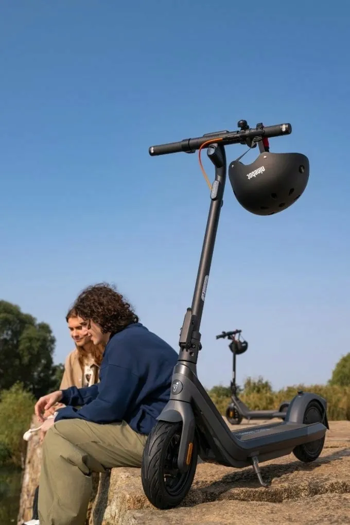 segway-ninebot-kickscooter-e2-pro-d-stan-nowy