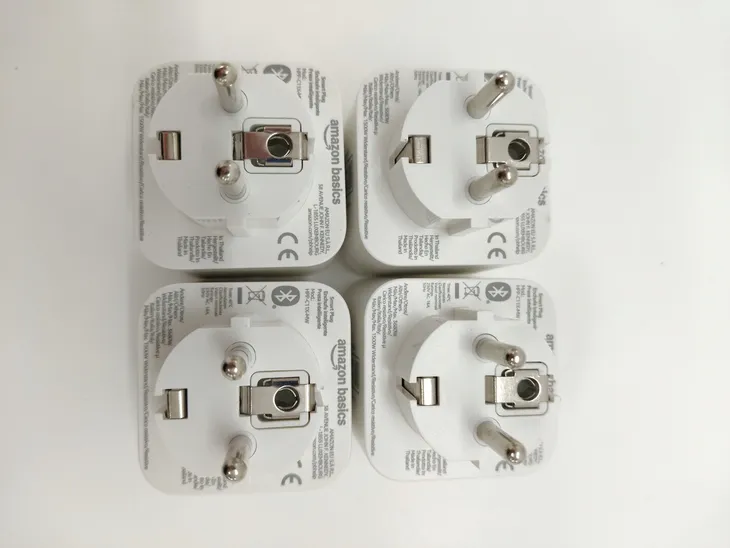 amazon-basics-inteligentna-wtyczka-4-szt-seria-24