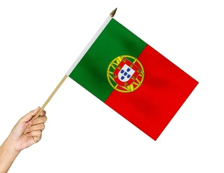 Flaga na patyku Portugalia 45x30 cm Flagi Portugalii