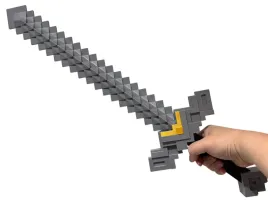 minecraft-filmowy-miecz-diamentowy-kolekcjonerski