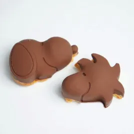 forma-silikonowa-do-muffinek-peanuts-snoopy-i-woodstock-szara
