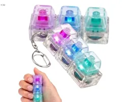 klikacz-antystresowy-brelok-fidget-4-switche-kliker-klawiatura-swiecaca-led
