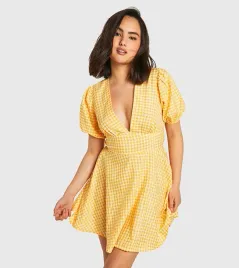 ic03311-boohoo-sukienka-mini-w-kratke-odkryte-plecy-28-xl