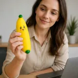 gniotek-antystresowy-banan-do-sciskania-squishy-rozciagliwy-duzy-bananek-liczba-sztuk-1-szt