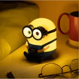 lampka-dekoracyjna-minions