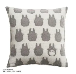poduszka-grey-totoro-45x45-cm-my-neighbor-totoro