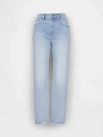 gap-high-rise-90s-slim-straight-crop-jeans
