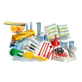 zestaw-clementoni-moje-laboratorium-chemiczne
